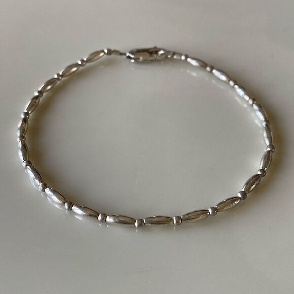 Sterling silver beaded bracelet - Picture 1 of 4